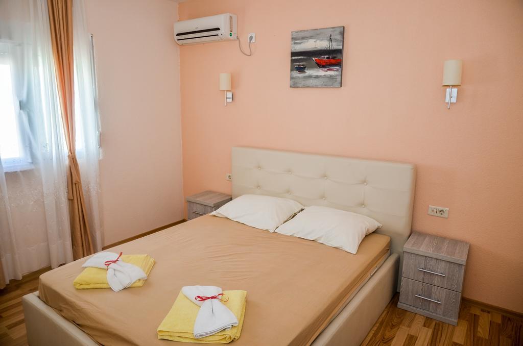 Apartments Paradise Улцин Екстериор снимка