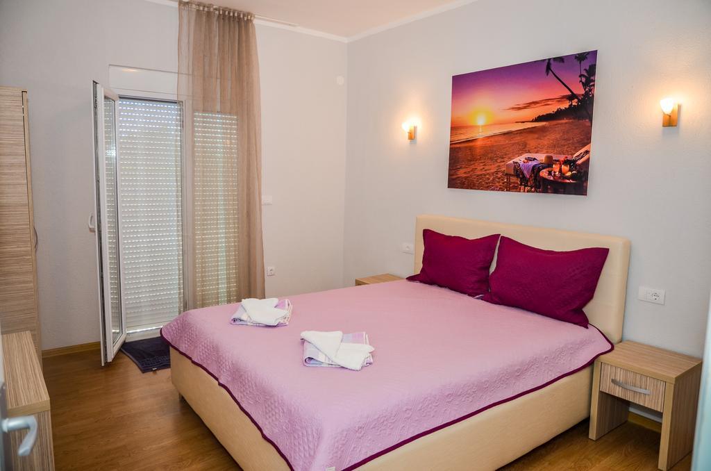 Apartments Paradise Улцин Екстериор снимка