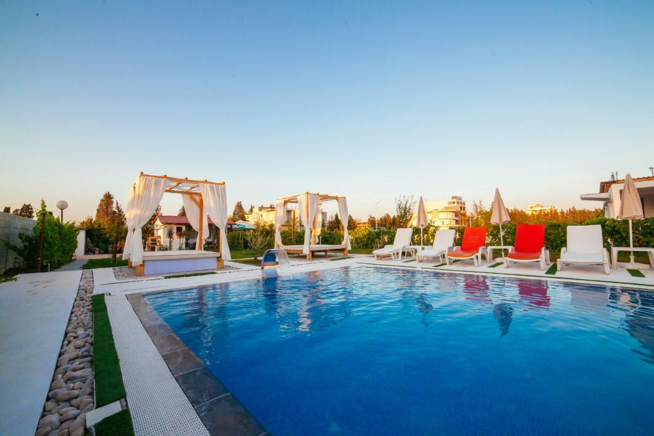 Apartments Paradise Улцин Екстериор снимка